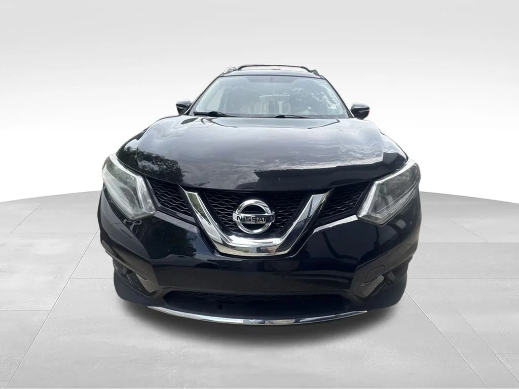 Used 2014 Black Nissan SV image 2