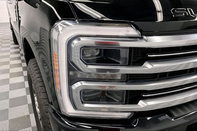 2023 Ford F-250 Super Duty Limited - Photo 35