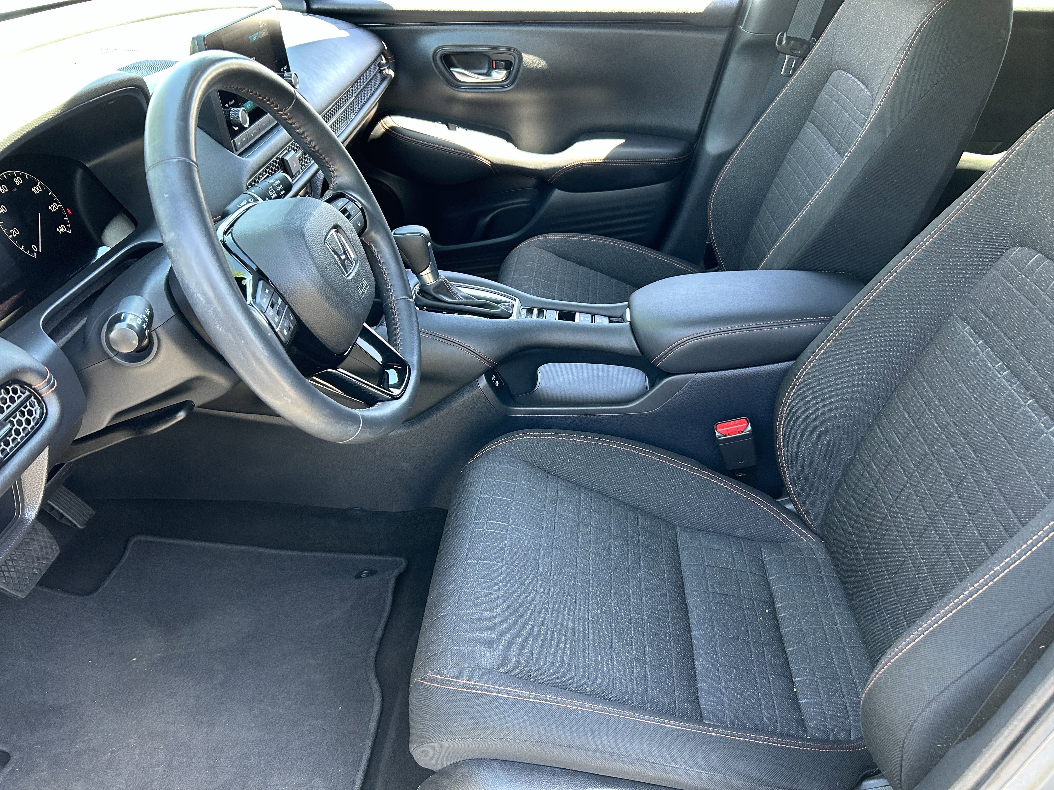 Used 2024 Urban Gray Pearl Honda Sport image 17