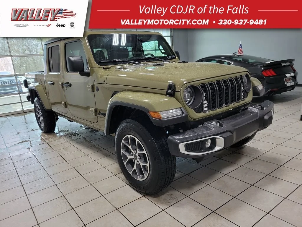 2025 Jeep Gladiator Sport S Auto's photo