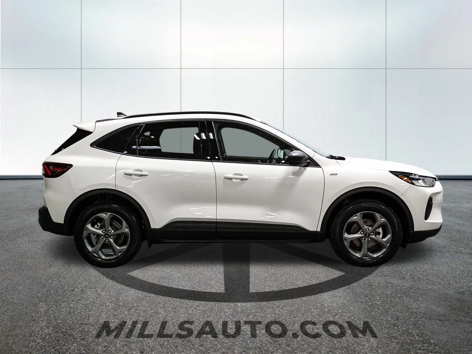 2026 Ford Escape ST-Line - Photo 9