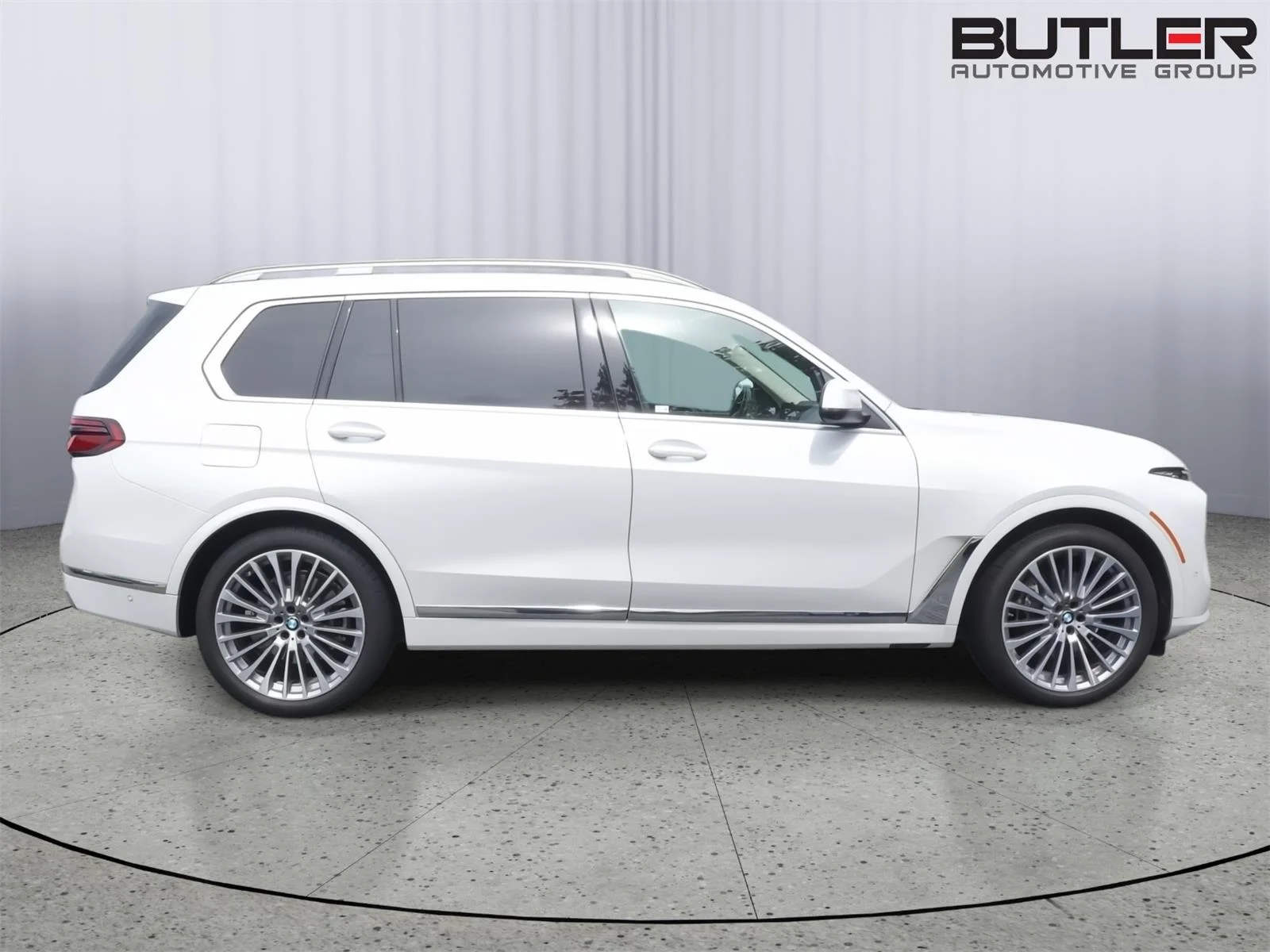 Certified Used 2024 Mineral White Metallic BMW xDrive40i image 7