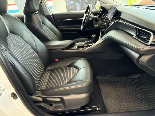 Used 2024 White Toyota SE Nightshade image 11