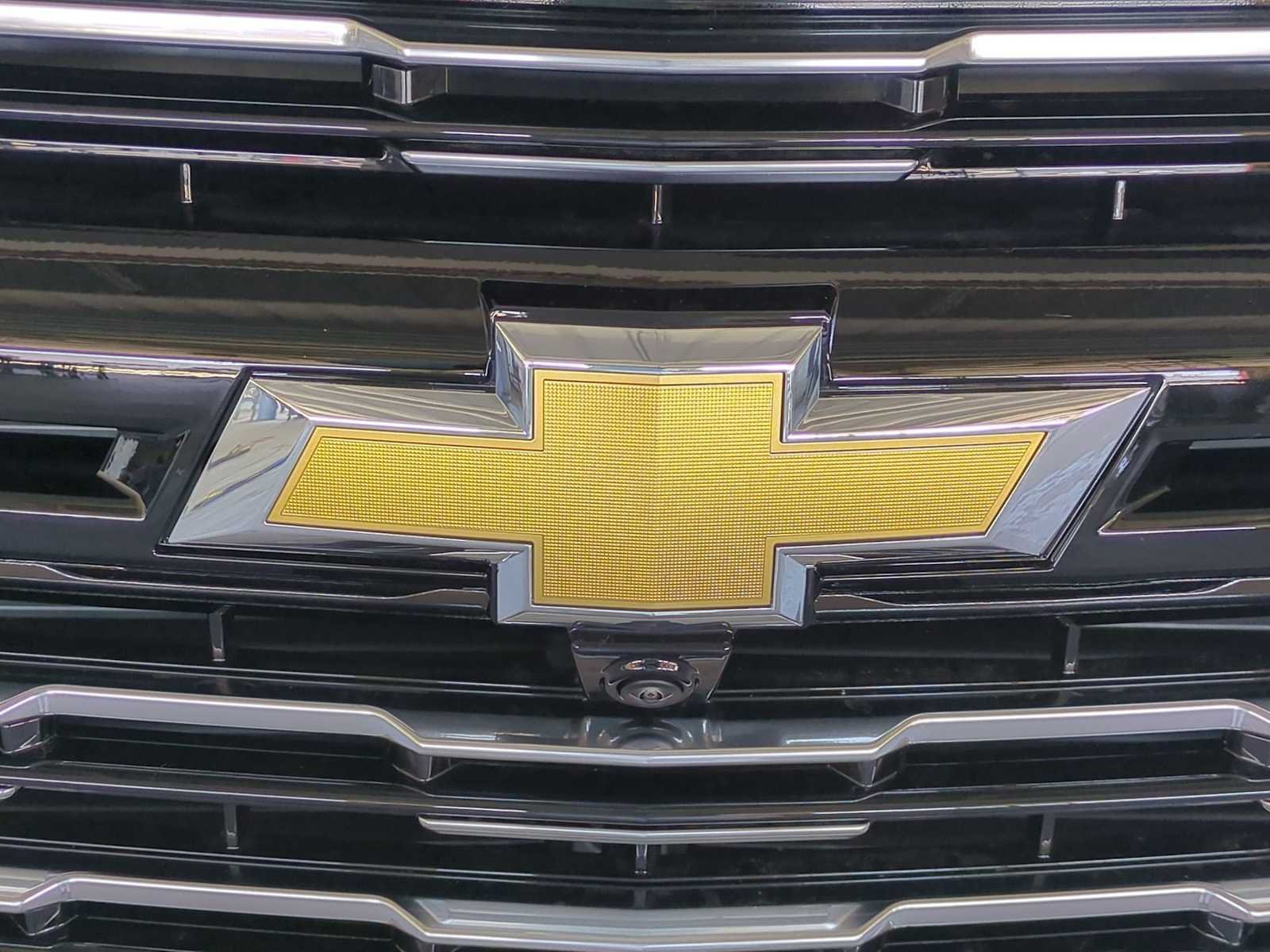 New 2026 Black Chevrolet High Country image 8