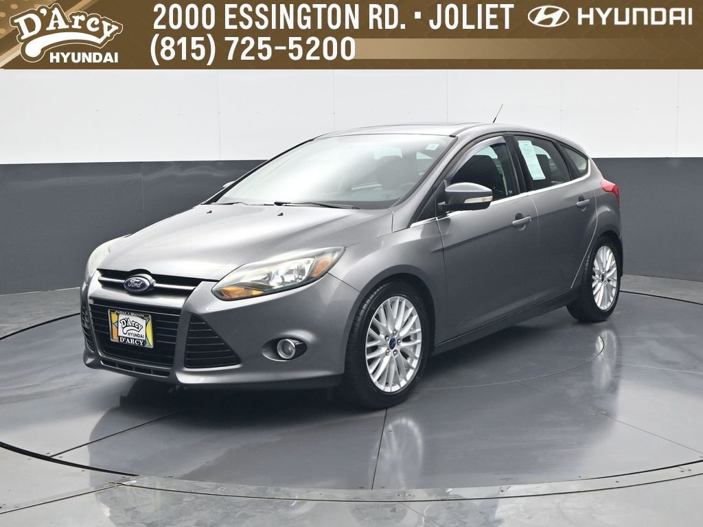 2014 Ford Focus 5 Door Hatch Titanium's photo
