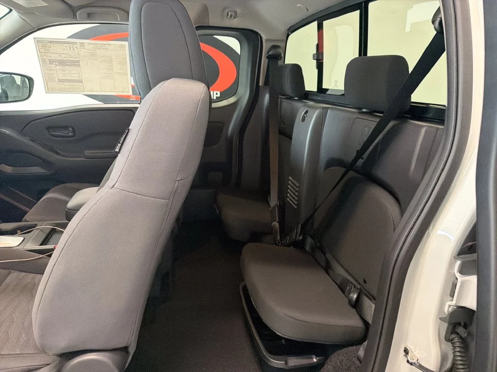 New 2027 Glacier White Nissan King Cab® S image 13