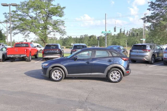 Used 2021 Blue Mazda Sport image 4