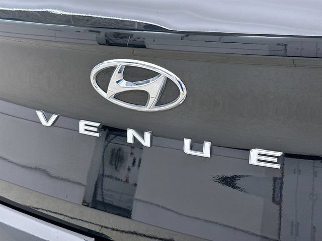 2025 Hyundai Venue SEL - Photo 38