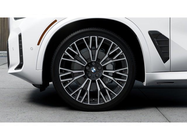 New 2026 Mineral White Metallic BMW sDrive40i image 7