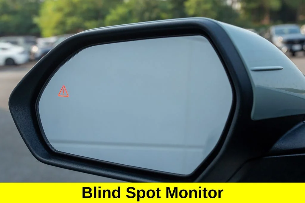 Used 2025 Morning Haze Kia EX image 11