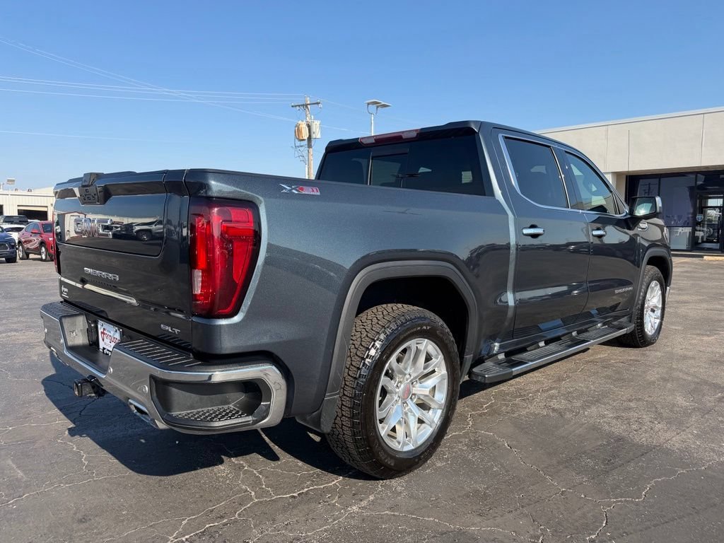 Used 2021 DARK SKY METALLIC GMC SLT image 3