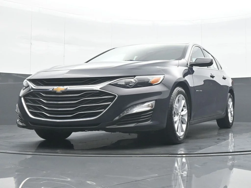 Used 2025 Black Chevrolet LT image 25