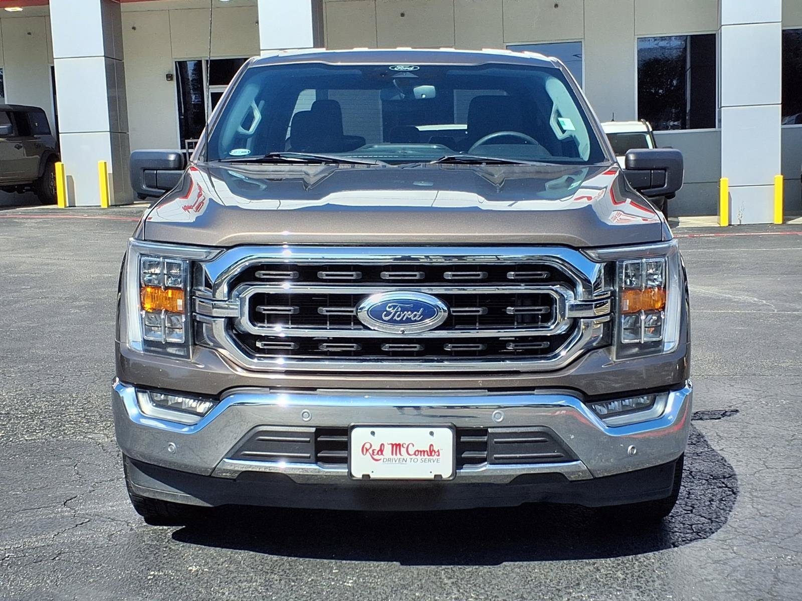 Used 2022 Gray Ford XLT image 2