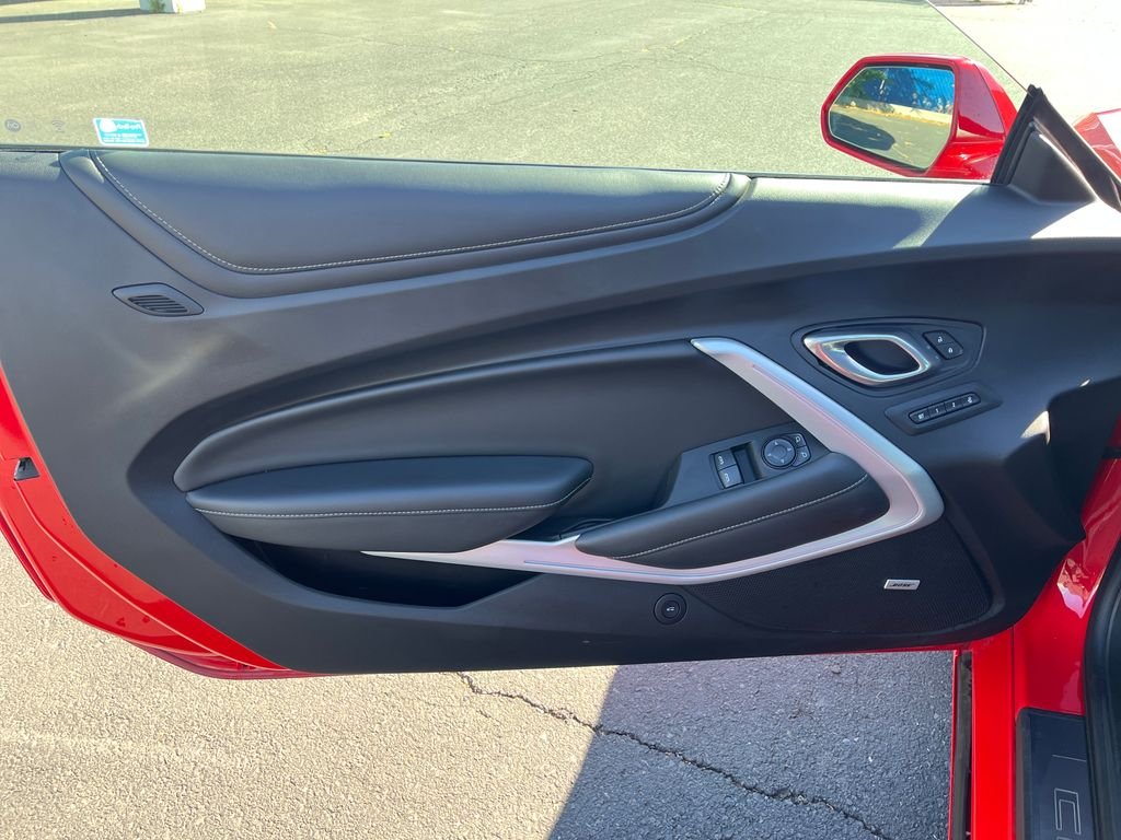 Used 2019 Red Chevrolet 3LT image 10