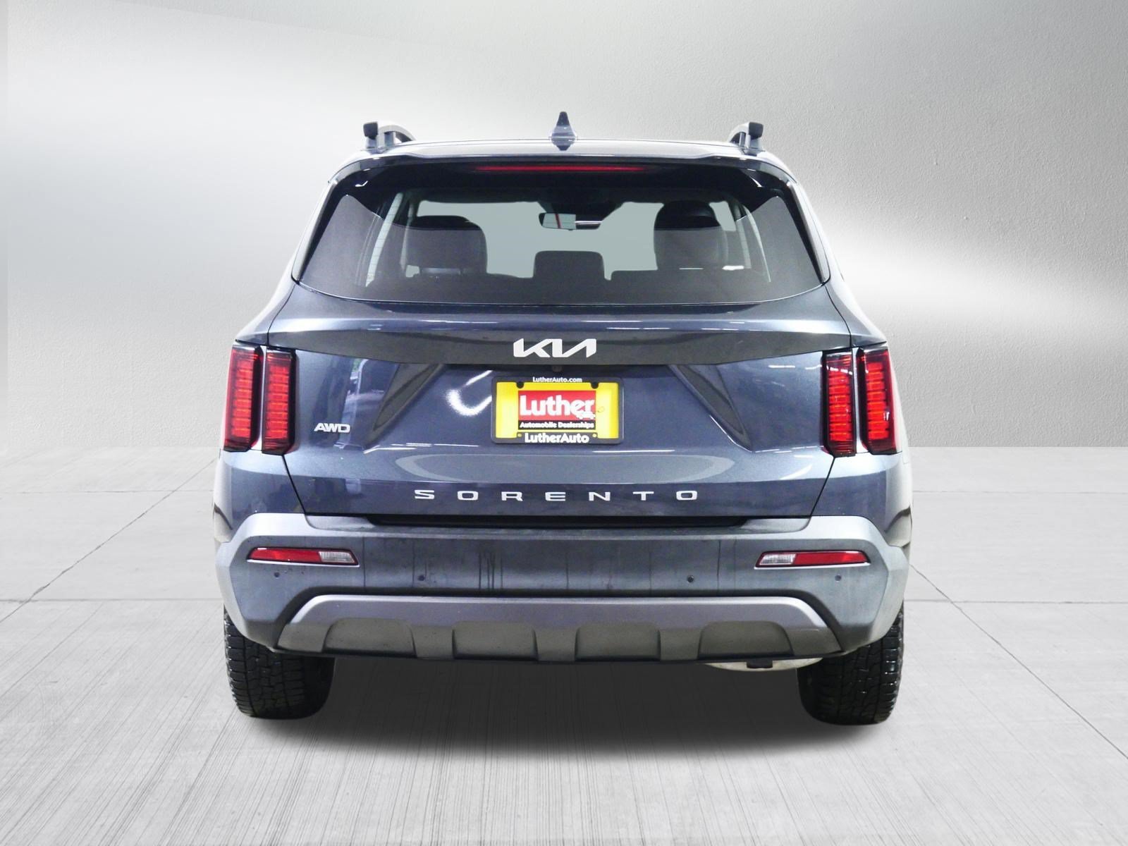 2022 Kia Sorento X-Line S - Photo 6