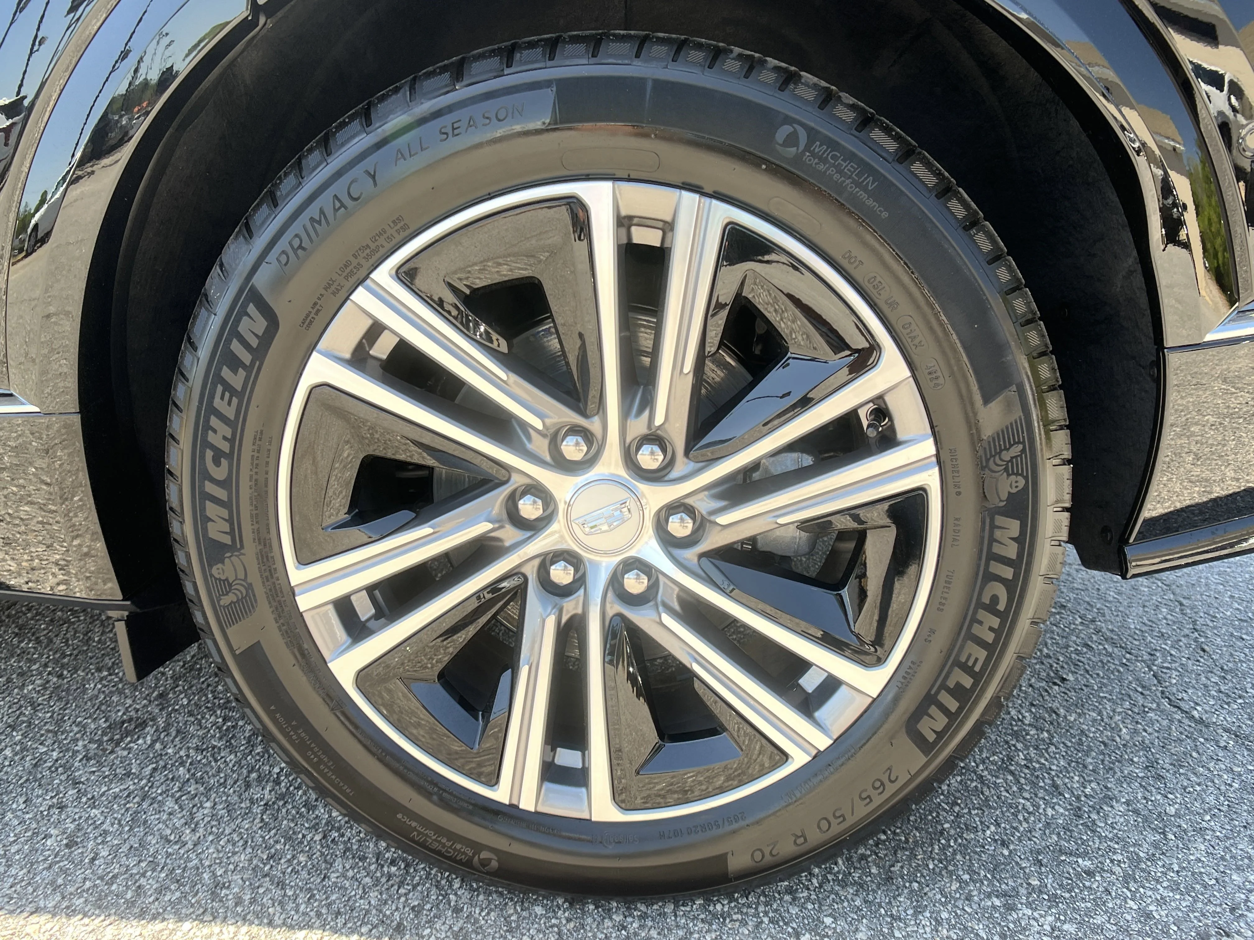 2025 Cadillac LYRIQ Luxury 1 - Photo 22