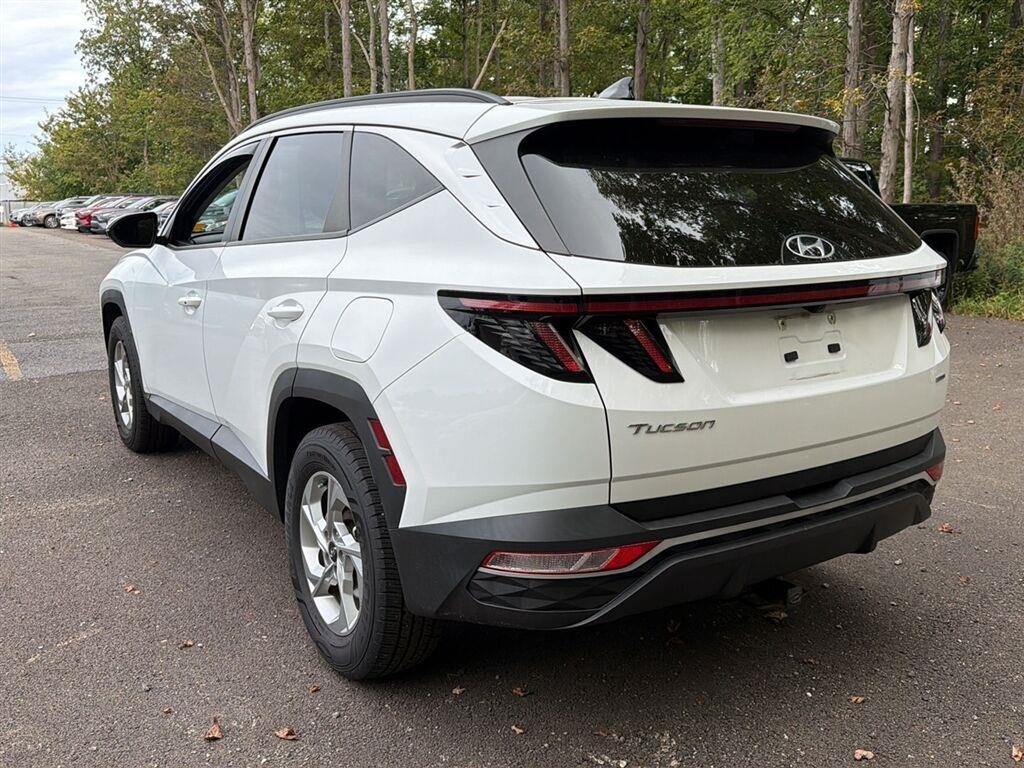 Used 2022 Quartz White Hyundai SEL image 10