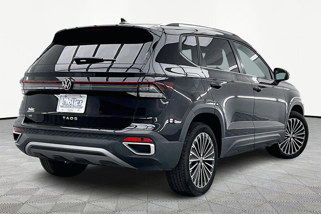 Certified 2025 Volkswagen Taos SE with VIN 3VVSC7B27SM041203 for sale in Kansas City