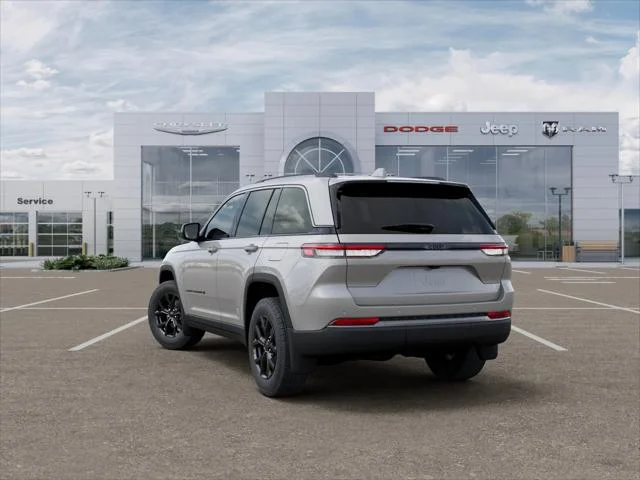New 2026 Silver Zynith Exterior Paint Jeep Altitude image 29