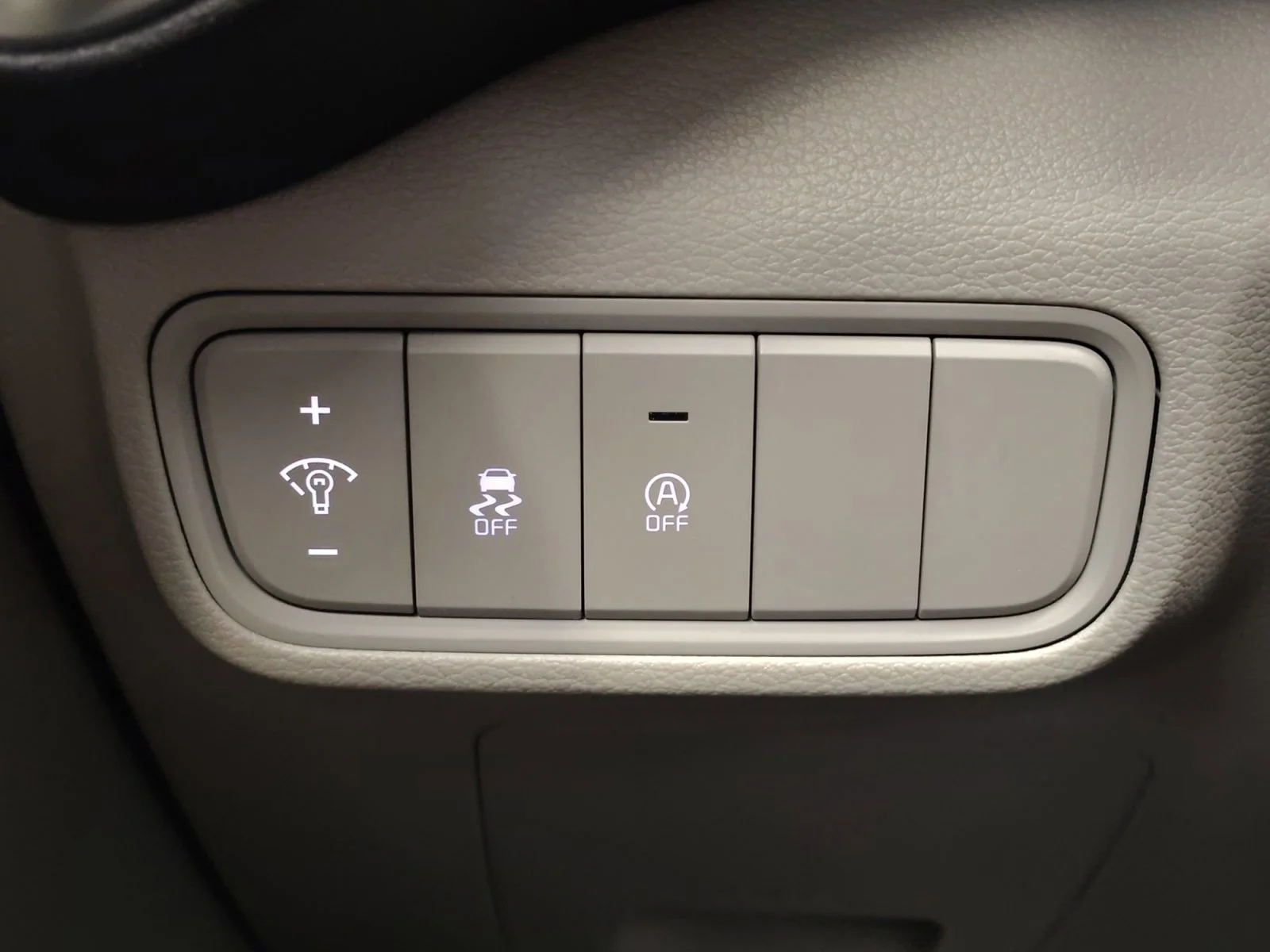 Certified Used 2023 Fusion Black Kia LX image 26