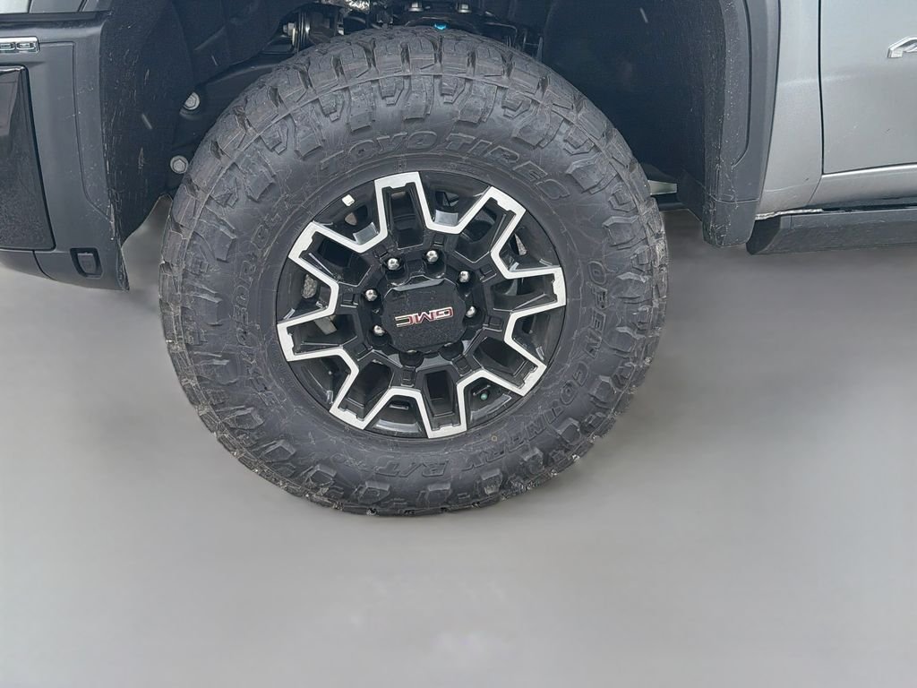 Used 2026 Silver GMC AT4X image 33