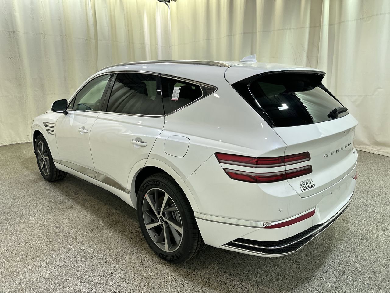 New 2026 Uyuni White Genesis 2.5T SELECT image 9