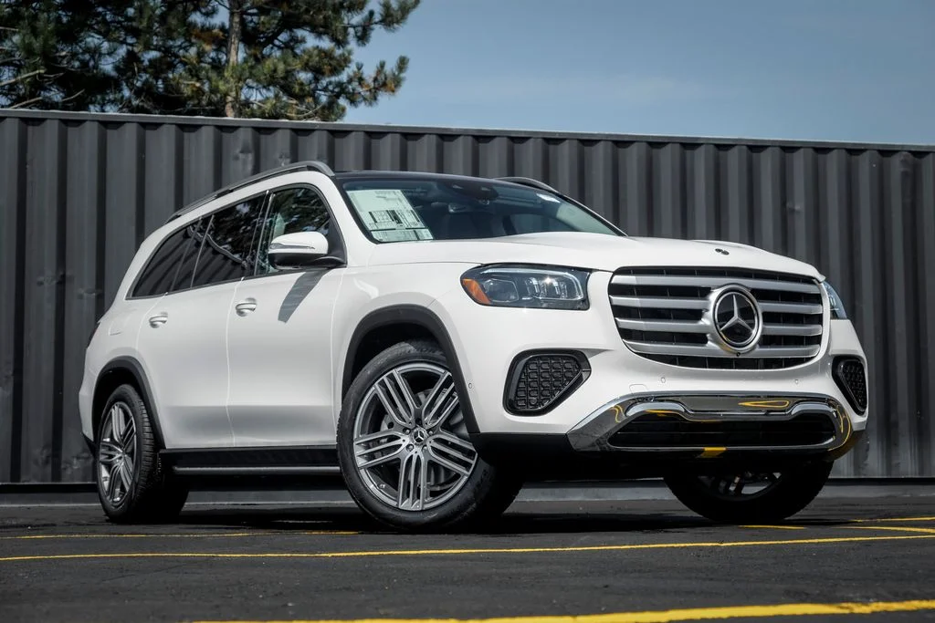 New 2026 Polar White Mercedes-Benz GLS 450 image 1
