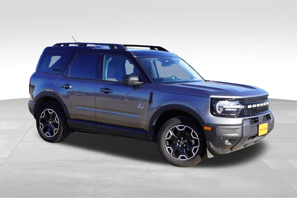 Used 2025 Gray Ford Outer Banks image 2