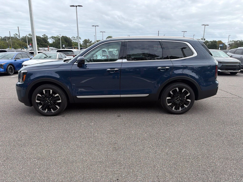 Certified Used 2024 Midnight Lake Blue Kia SX image 8