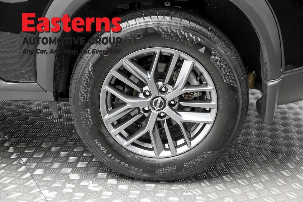 Used 2023 Black Nissan S image 8