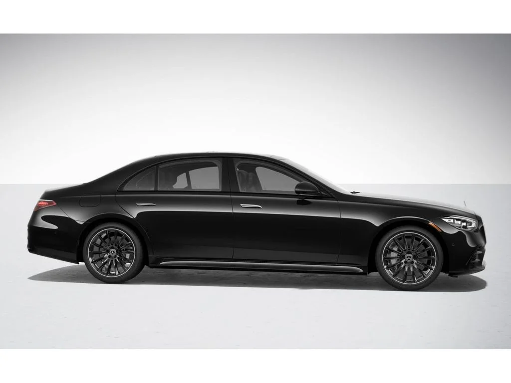 Used 2025 Black Mercedes-Benz S 580e image 15