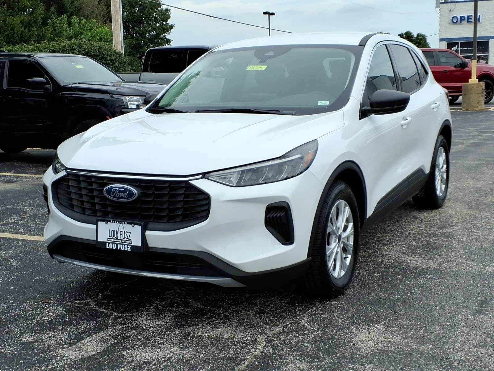 Used 2024 Oxford White Ford Active image 3
