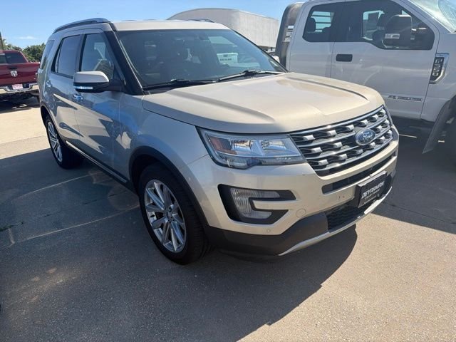 2017 Ford Explorer Limited 4WD's photo