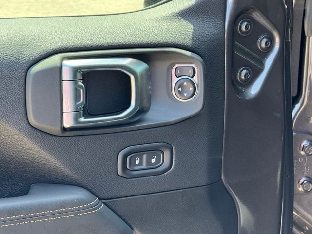 2025 Jeep Wrangler 4-Door Sahara - Photo 13