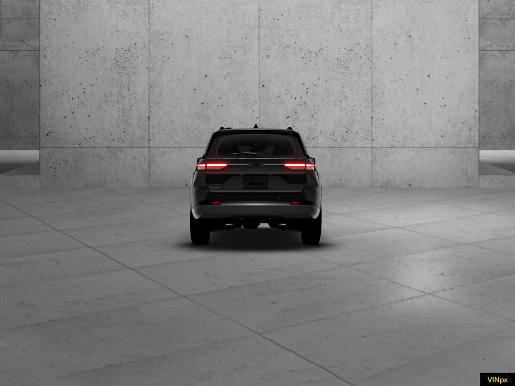 New 2026 Diamond Black Crystal Pearl-Coat Exterior Paint Jeep Laredo Altitude image 5