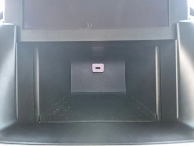 Used 2019 Silver GMC SLE image 25