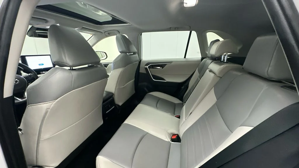 Certified Used 2025 Beige Toyota XLE Premium image 10
