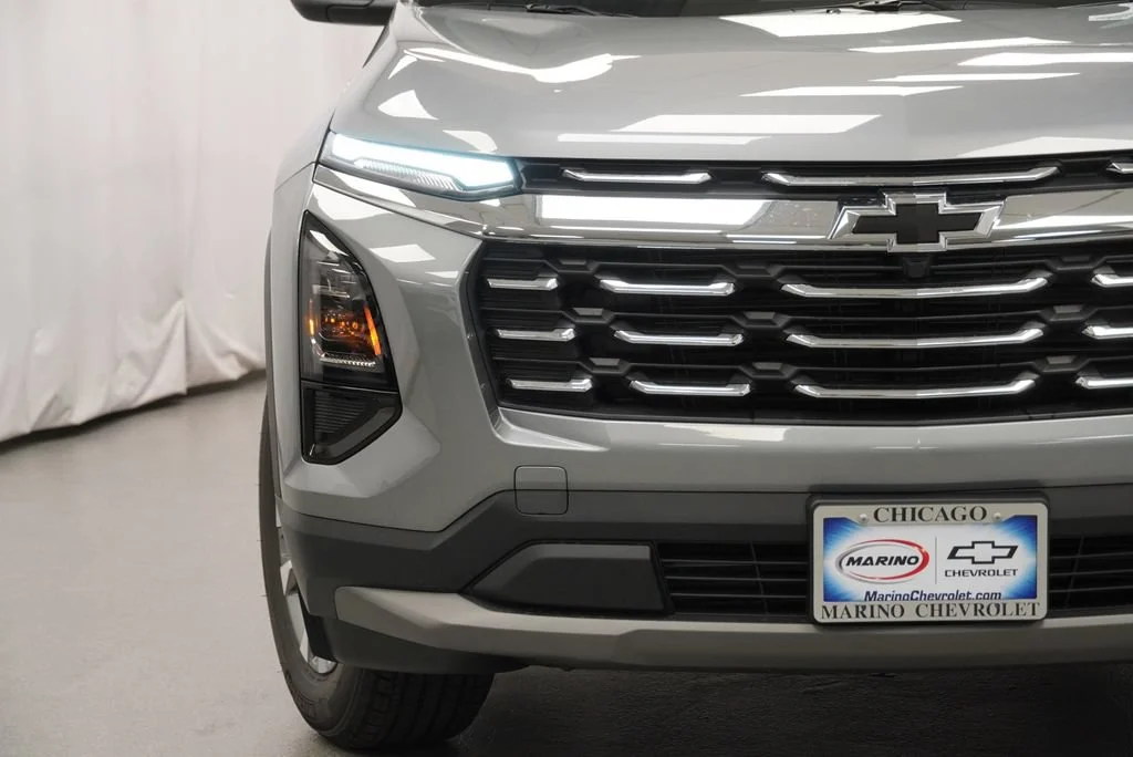 New 2027 Sterling Gray Metallic Chevrolet LT image 32