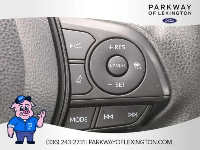 Used 2022 Red Toyota XLE image 17