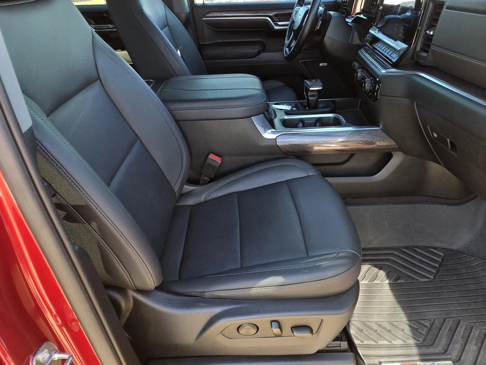 Used 2023 RADIANT RED TINTCOAT CHEVROLET LTZ image 38