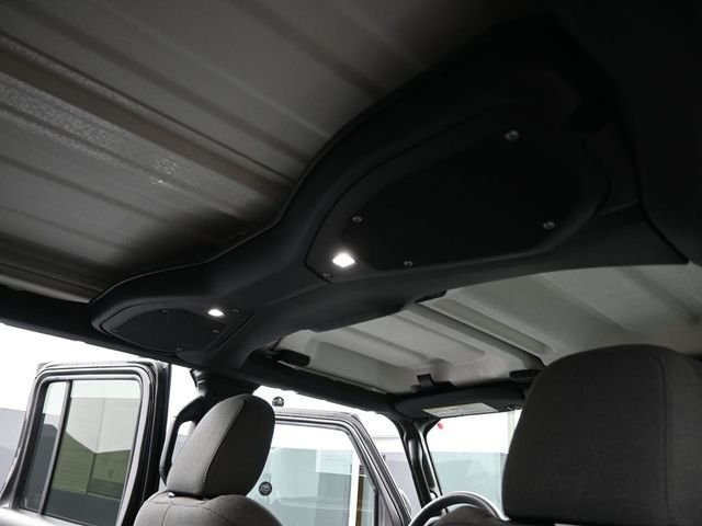 Used 2025 Gray Jeep Sport S image 27