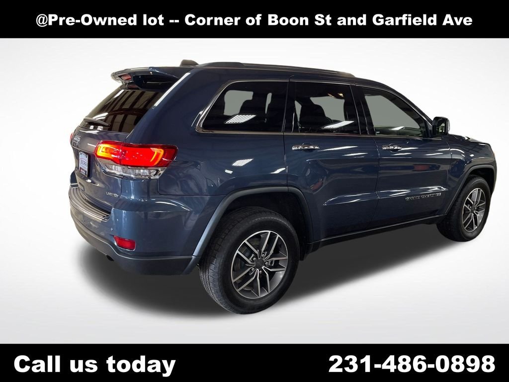 Used 2021 Blue Jeep Limited image 5