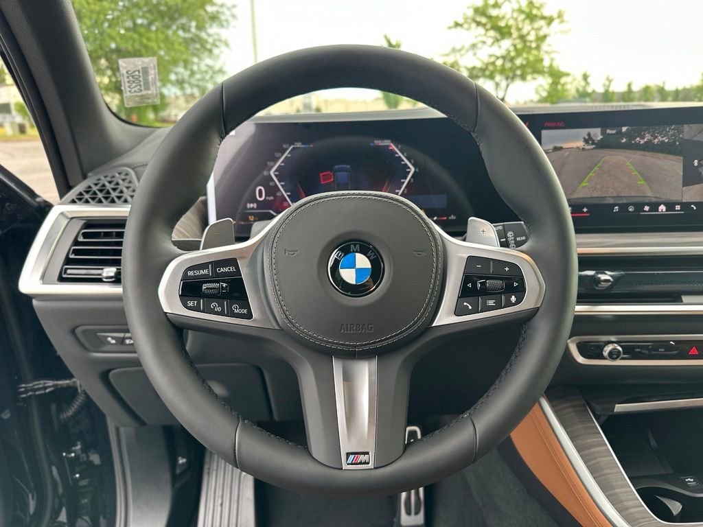 New 2026 Carbon Black Metallic BMW xDrive40i image 29