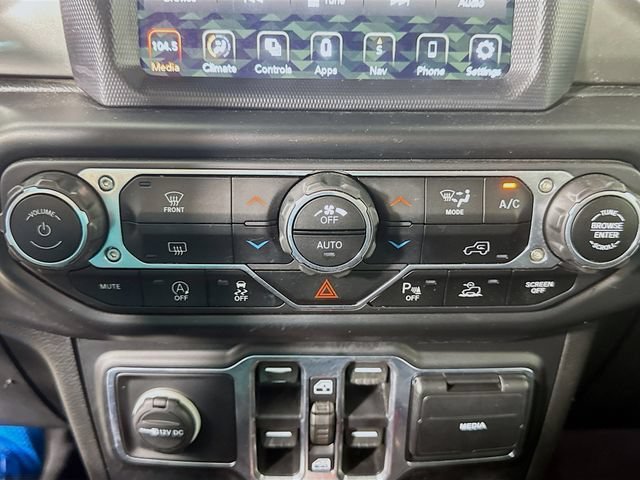 Used 2020 White Jeep Overland image 17