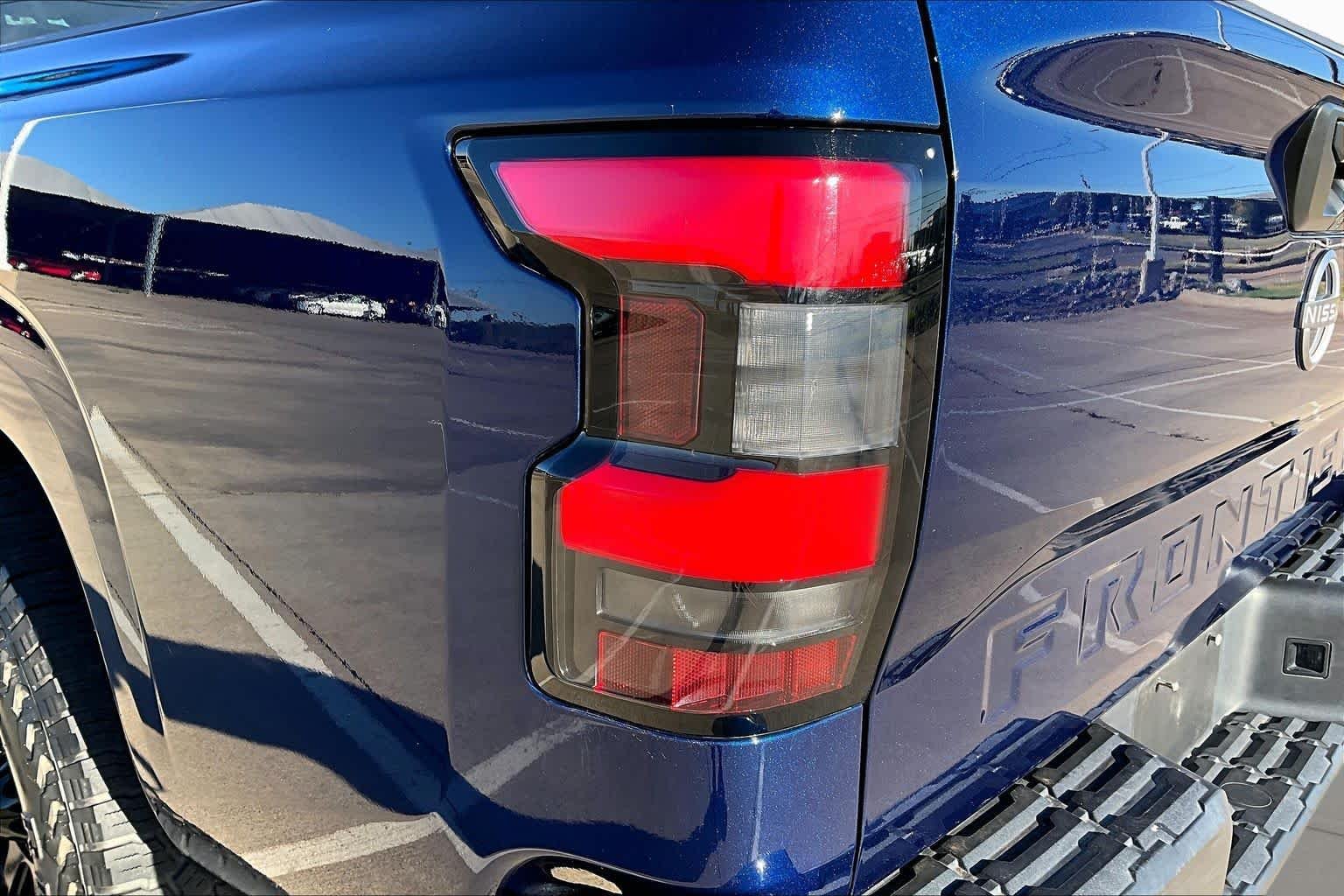 Used 2023 Deep Blue Pearl Nissan SV image 27