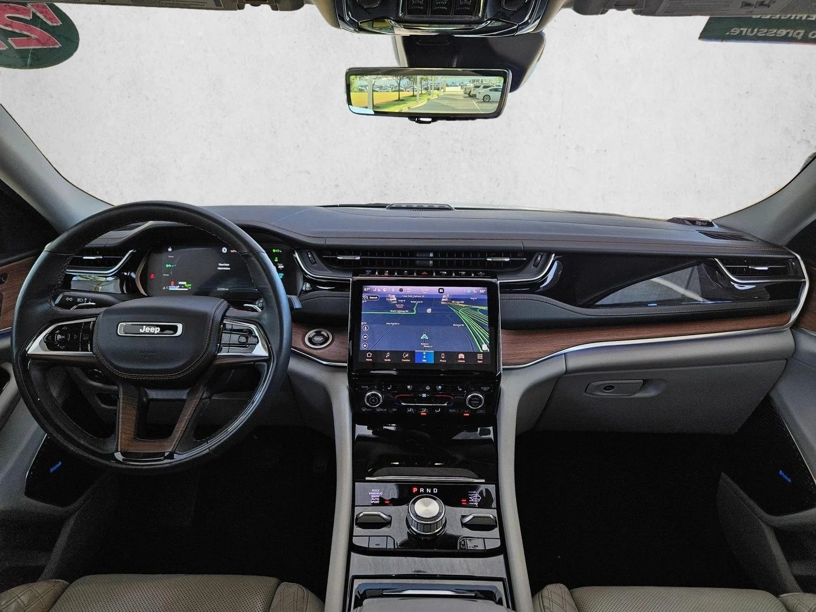 Used 2022 Bright White Clearcoat Jeep Summit image 15