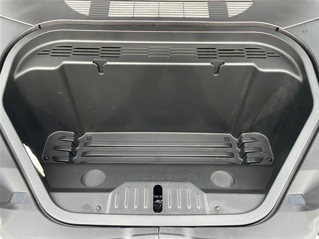 Used 2023 Star White Ford Select image 62
