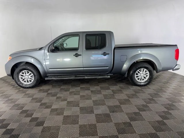 Used 2016 Gray Nissan SV image 8