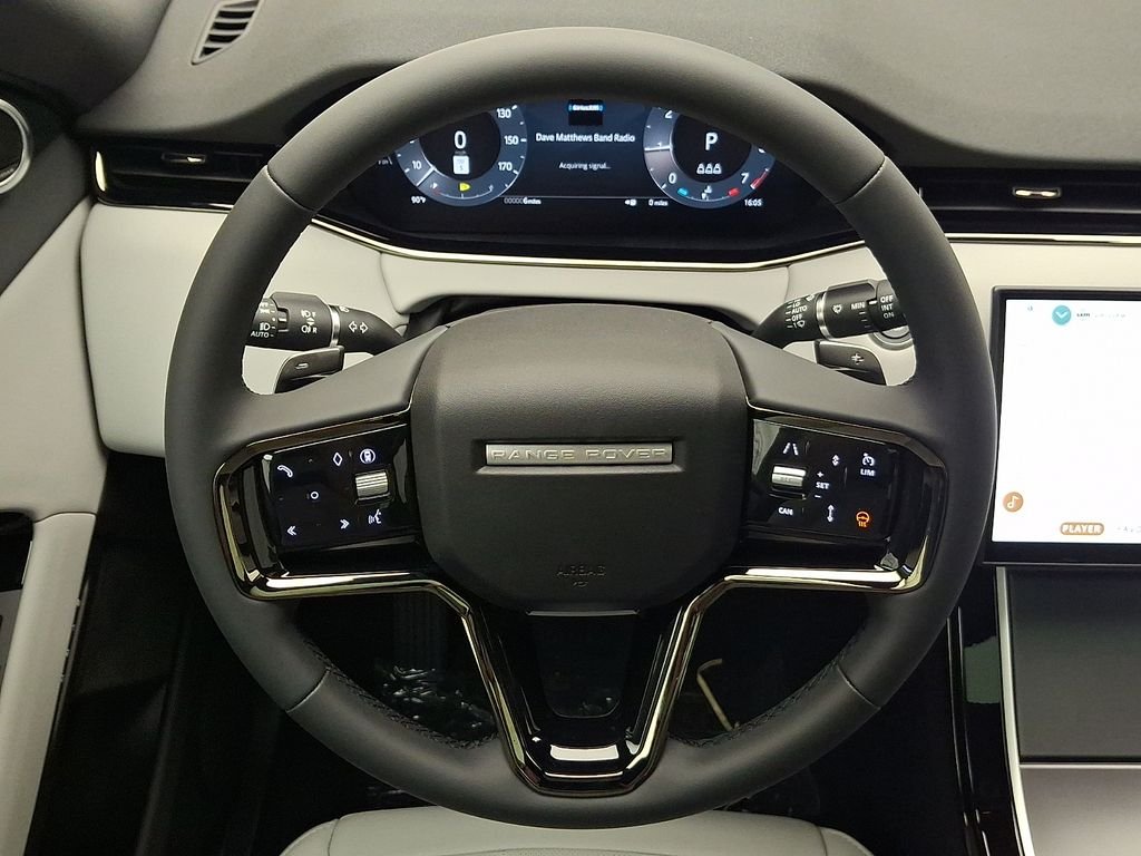 New 2026 Santorini Black Land Rover S image 17