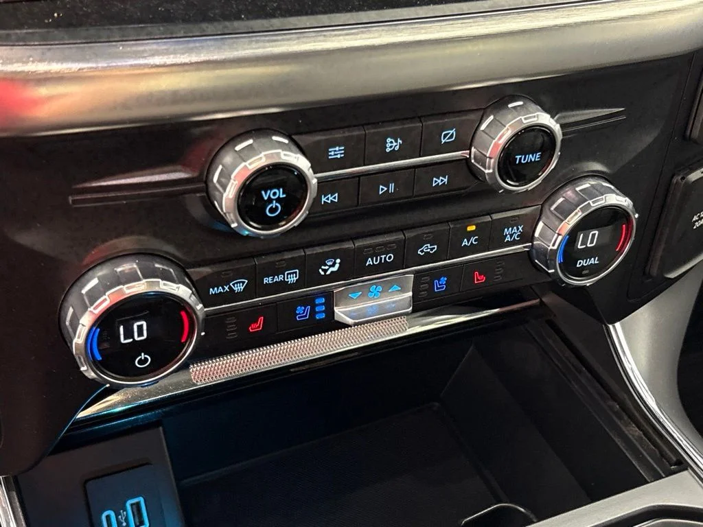 Used 2021 Black Ford Lariat image 44